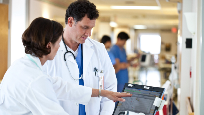 Juntos somos mais fortes: como as parcerias p&uacute;blico-privadas est&atilde;o ampliando o acesso aos cuidados na Am&eacute;rica Latina